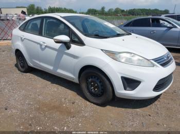  Salvage Ford Fiesta