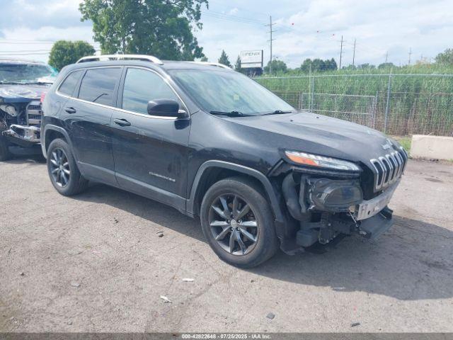  Salvage Jeep Cherokee