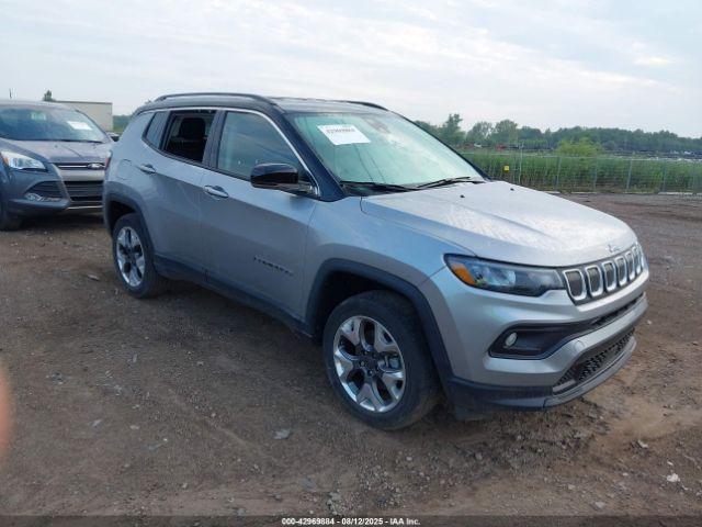  Salvage Jeep Compass
