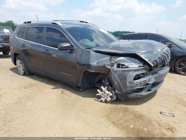  Salvage Jeep Cherokee