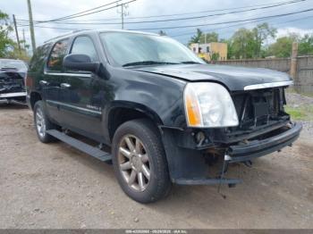  Salvage GMC Yukon