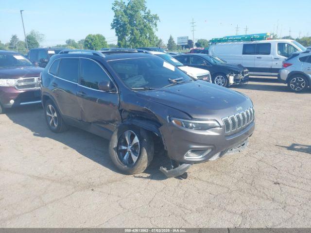  Salvage Jeep Cherokee