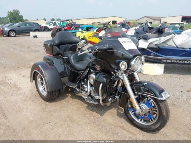  Salvage Harley-Davidson Flhtcutg