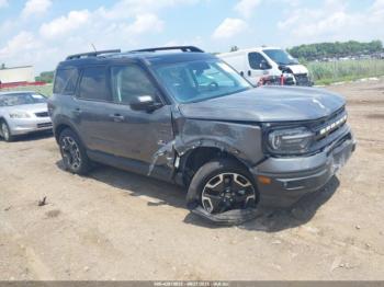  Salvage Ford Bronco