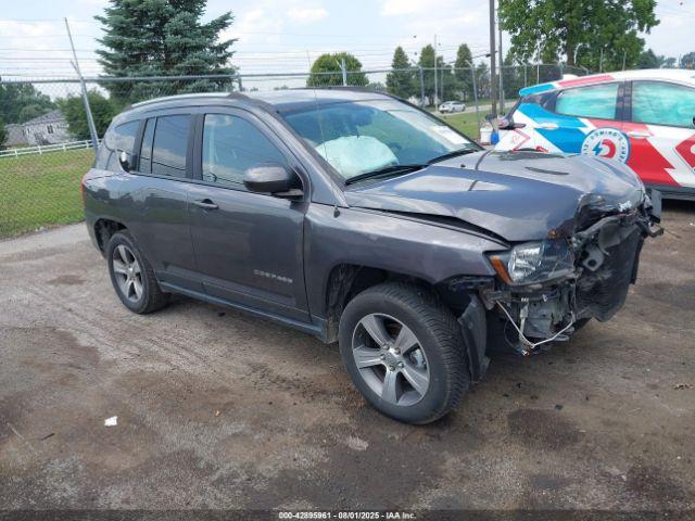  Salvage Jeep Compass