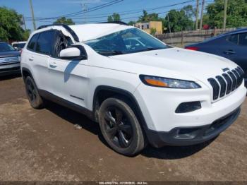  Salvage Jeep Cherokee