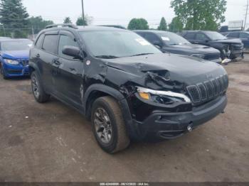  Salvage Jeep Cherokee