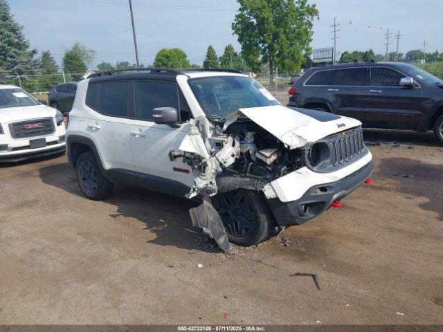  Salvage Jeep Renegade