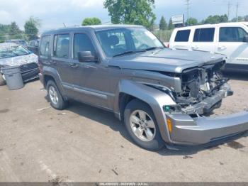  Salvage Jeep Liberty