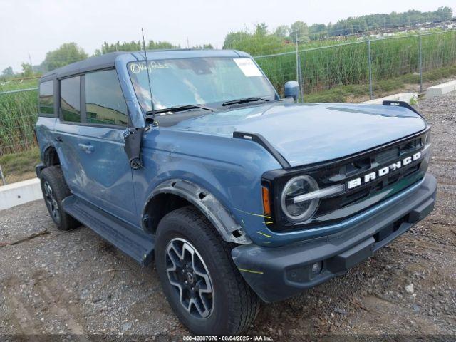  Salvage Ford Bronco