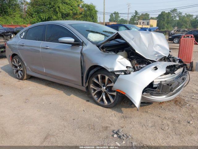  Salvage Chrysler 200