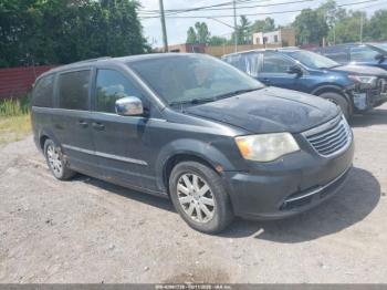  Salvage Chrysler Town & Country