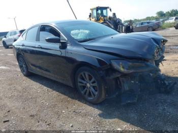  Salvage Chrysler 200
