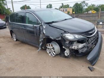  Salvage Chrysler Voyager