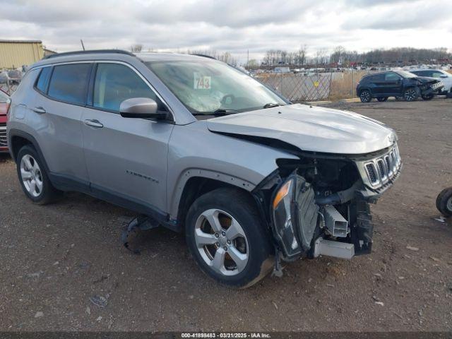  Salvage Jeep Compass