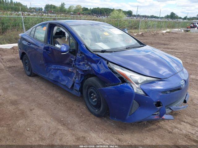  Salvage Toyota Prius