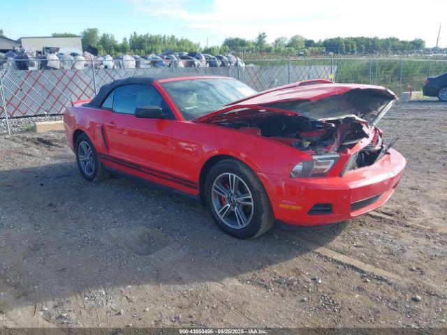  Salvage Ford Mustang