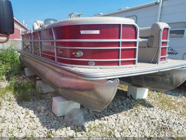  Salvage Genesis X Cursion Pontoon