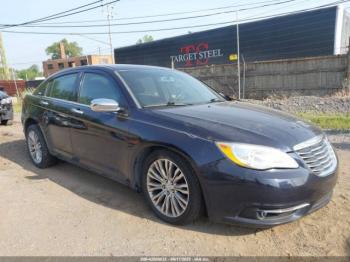  Salvage Chrysler 200