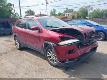  Salvage Jeep Cherokee
