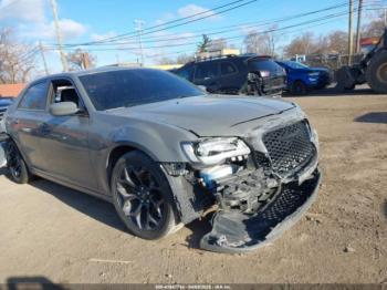  Salvage Chrysler 300