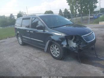  Salvage Chrysler Town & Country