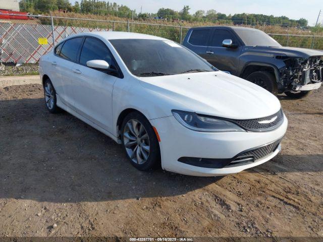 Salvage Chrysler 200