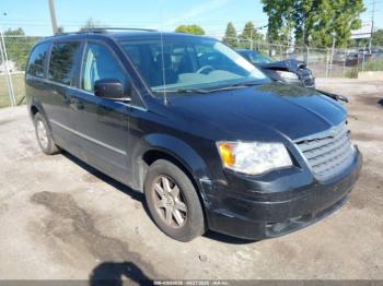  Salvage Chrysler Town & Country