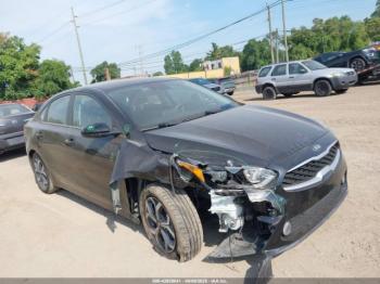  Salvage Kia Forte