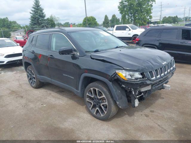  Salvage Jeep Compass