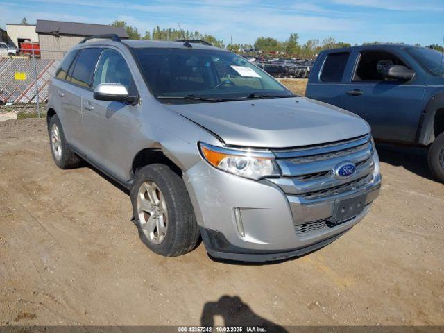  Salvage Ford Edge