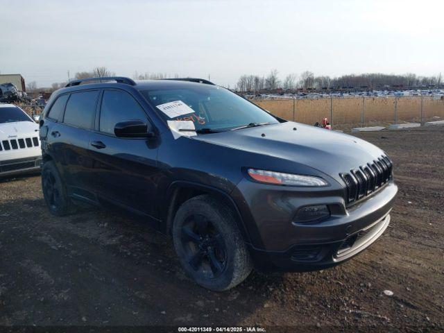  Salvage Jeep Cherokee