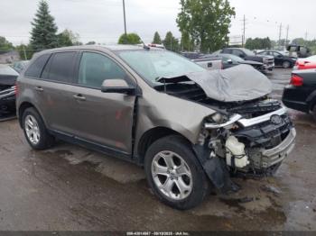  Salvage Ford Edge