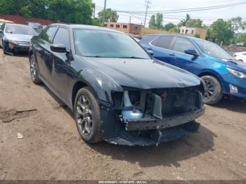  Salvage Chrysler 300