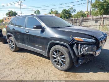  Salvage Jeep Cherokee