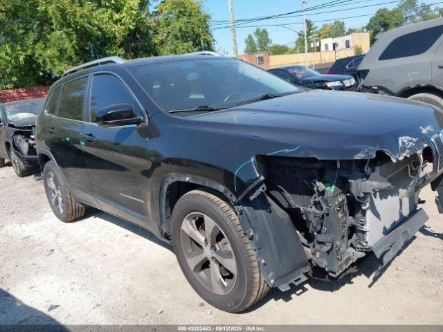  Salvage Jeep Cherokee