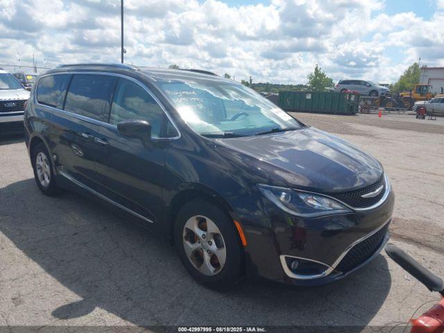  Salvage Chrysler Pacifica