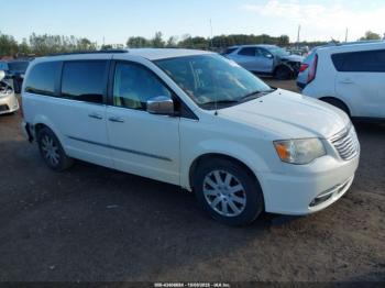  Salvage Chrysler Town & Country