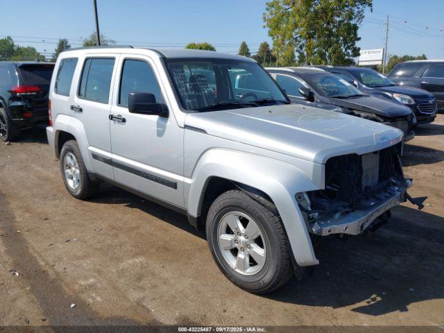  Salvage Jeep Liberty