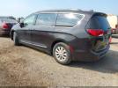 Chrysler Pacifica Touring-l Image 3