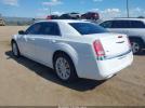 Chrysler 300 Image 2