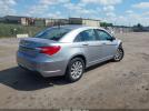 Chrysler 200 Touring Image 2