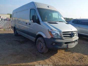  Salvage Mercedes-Benz Sprinter 2500