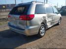 Toyota Sienna Le Image 16