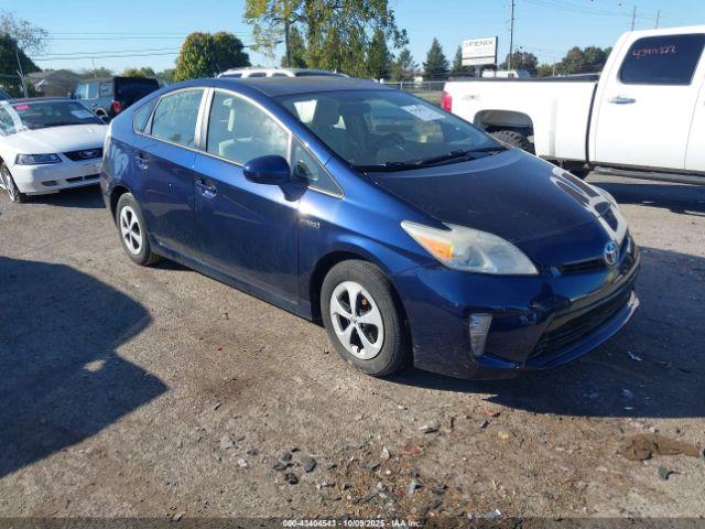  Salvage Toyota Prius