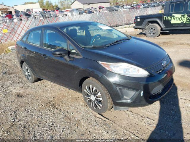  Salvage Ford Fiesta