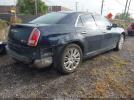 Chrysler 300 Limited Image 10