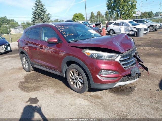 Salvage Hyundai TUCSON
