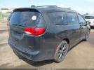Chrysler Pacifica Limited Image 5