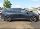 Chrysler Pacifica Limited Image 11